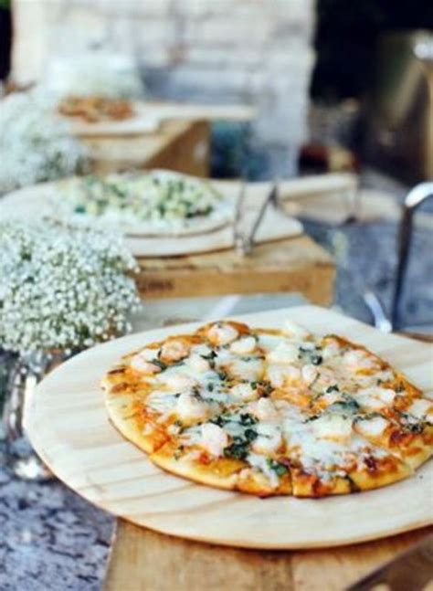 Fun Ways To Organize A Pizza Bar At Your Wedding Weddingomania