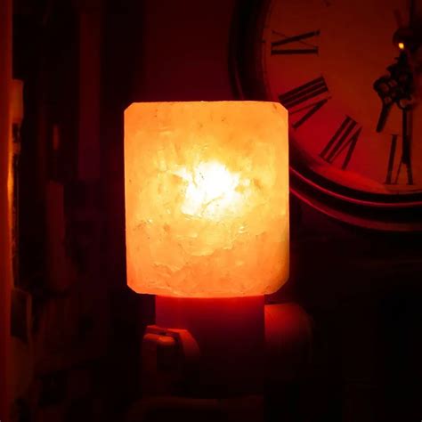 Mini Hand Carved Natural Crystal Himalayan Salt Lamp Night Light