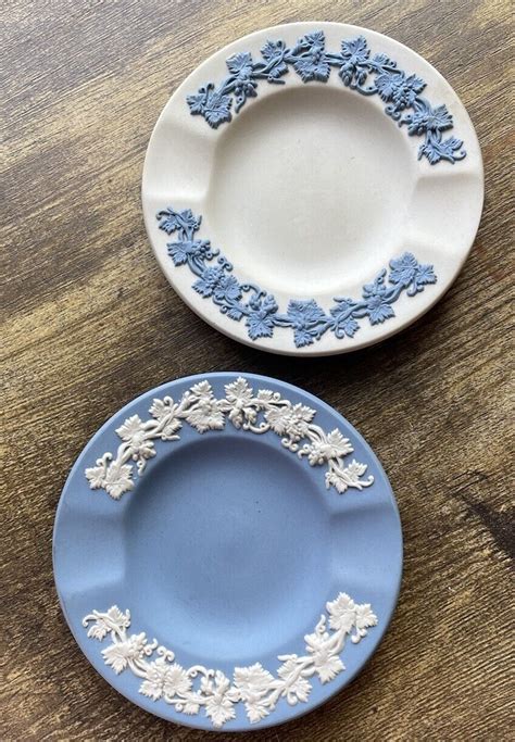 Two Wedgwood Frank Brookes Master Potter Signed Trinket Dishes Or