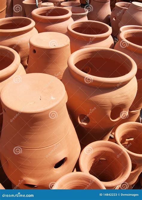 Terracotta plant pots stock image. Image of gardening - 14842223