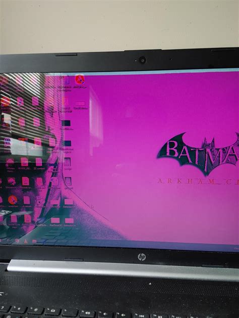 Laptop monitor display tinted purple/pink : r/techsupport