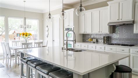 Maximizing Storage Distance Between Countertop And Upper Cabinets