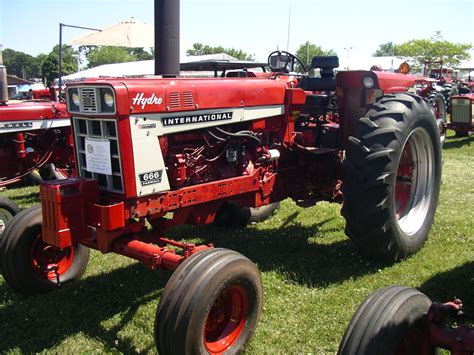 1973 International Harvester 666 International Harvester Tractors