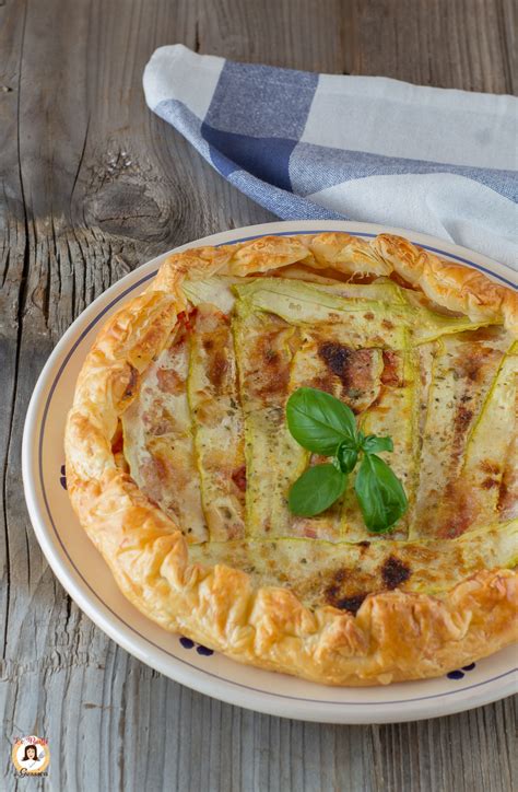 Torta Salata Con Zucchine Crude Alla Pizzaiola Piatto Facile Con Pasta