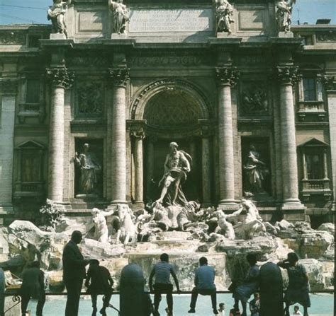 Trevi Fountain in Rome - A History of the Trevi Fountain