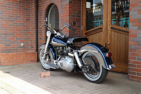 1972 FLH SHOVELHEAD Grannys Garage