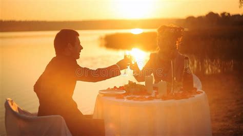 Couple Sharing Romantic Sunset Dinner On The Beach Stock Video Video Of Honeymoon Romance