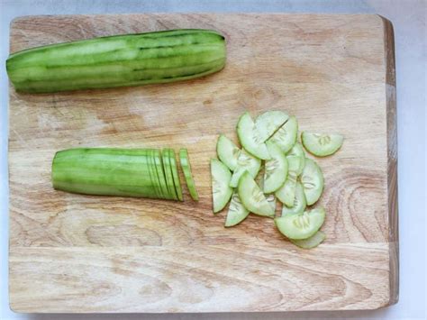 Cucumber And Radish Salad - saladonaroll.com