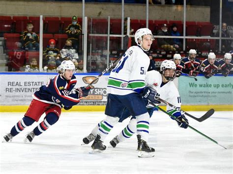 Central Canada Hockey League suspends games through month's end ...