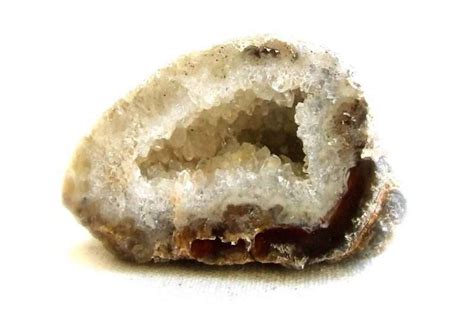 7 Types of Geodes Rocks in the World | Environment Buddy