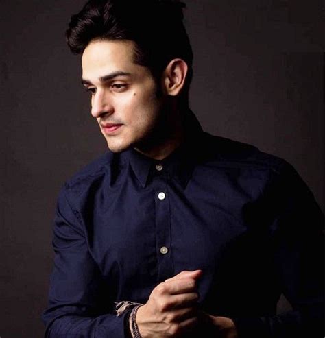 Priyank Sharma Height, Age, Girlfriend, Family, Biography & More ...