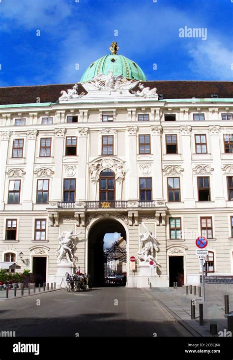 Vienna The Hofburg Stock Photo - Alamy