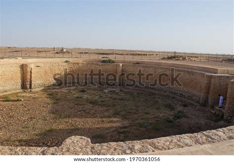 Saudi Natural Pond: Over 413 Royalty-Free Licensable Stock Photos ...