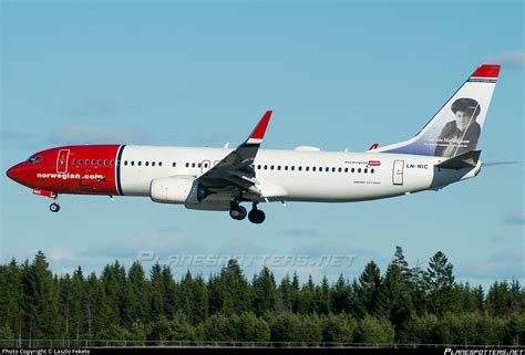 LN NIC Norwegian Air Shuttle Boeing 737 8JP WL Photo By Laszlo Fekete