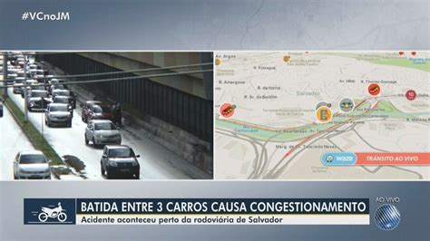 Acidente Entre Nibus Caminh O E Quatro Carros Causa Engarrafamento Em