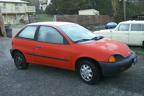 1992 Geo Metro Base - 2dr Hatchback 1.0L Manual