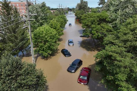 Fuertes Tormentas Dejan Sin Electricidad A Casi Personas En