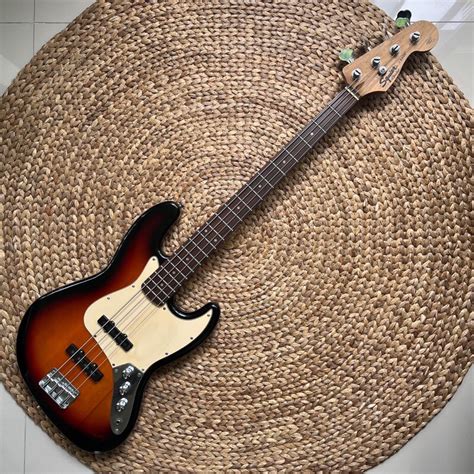 Jual Squier Jazz Bass California Series Shopee Indonesia