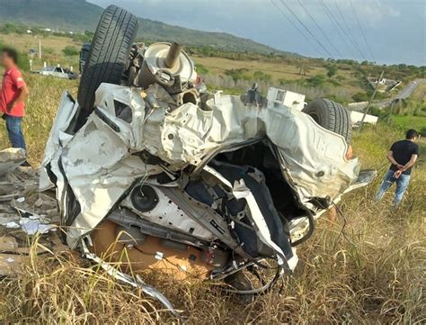 Portal Agreste Violento CARRO CAPOTA E JOVEM MORRE NA PE 180 EM SÃO