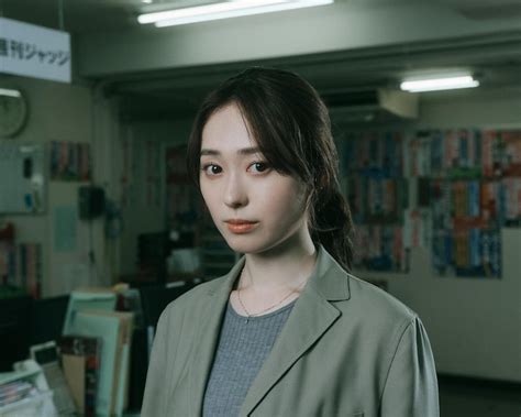 Abemaオリジナルドラマ「透明なわたしたち」より、福原遥演じる中川碧。 福原遥・伊藤健太郎・武田玲奈ら出演の「透明なわたしたち」高校時代