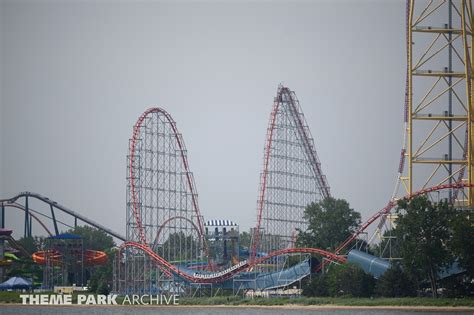 Magnum XL 200 at Cedar Point | Theme Park Archive