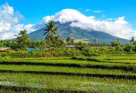 Bicol Philippines: The Ultimate Travel Guide for 2022 - The Wanderlust ...