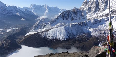 Gokyo Valley Chola Pass Trekking Encountersnepal