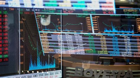 Ibovespa Cede 0 60 A 114 4 Mil Pontos Mas Avança 1 18 Na Semana