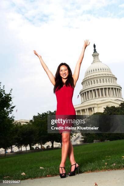 136 Michelle Kwan And Sports Illustrated Stock Photos High Res