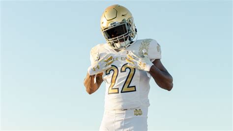 Notre Dame Releases 2022 Shamrock Series Uniform