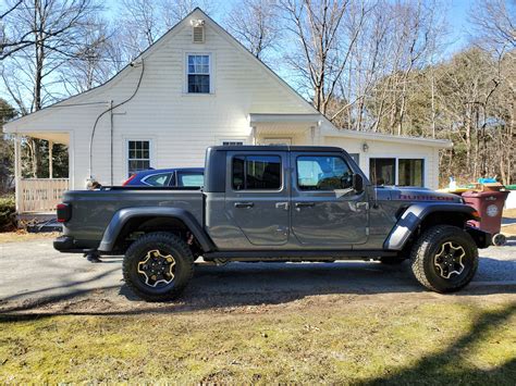 Massachusetts - Gladiator hard top like new with panels | Jeep ...