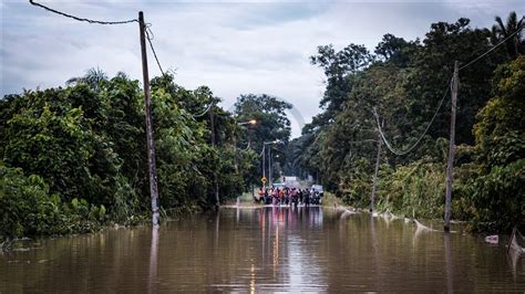 Over 36000 People Displaced By Floods In Malaysia