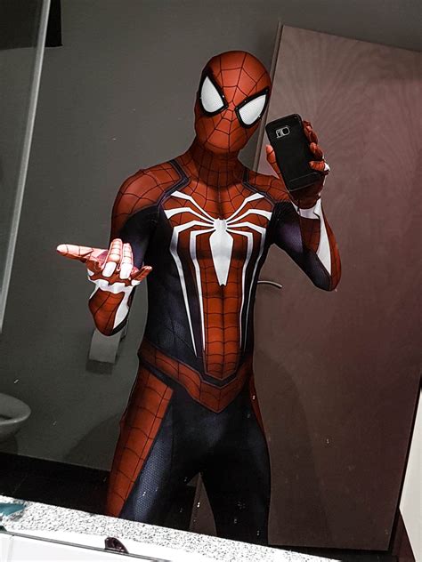 Finally made it happen and got my first suit : Spiderman