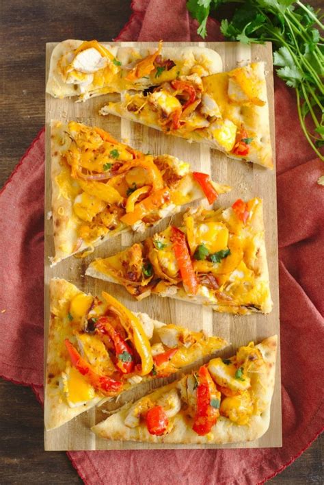 15 Minute Chicken Fajita Flatbread Pizza Mildly Meandering