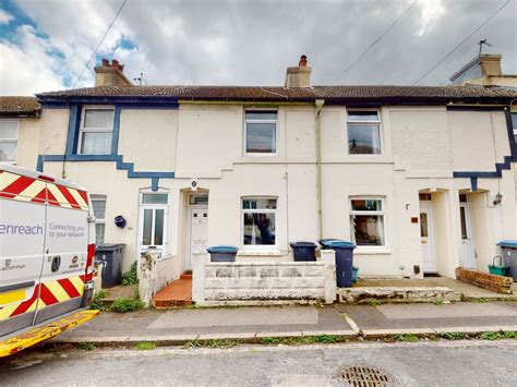 Bed Terraced House For Sale In Lowther Road Dover Kent Ct