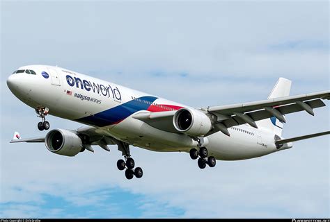 9M MTE Malaysia Airlines Airbus A330 323 Photo By Dirk Grothe ID