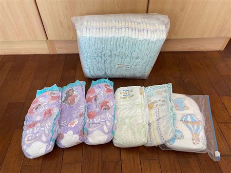 Sesame Street Pampers Dry Diapers, Babies & Kids, Bathing & Changing ...