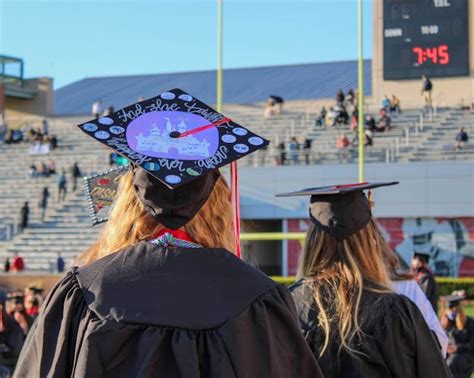 Ball State Spring 2021 Graduates Celebrate In Person Commencement Ball State Daily