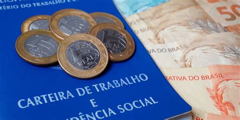 Segunda parcela do 13º salário deve ser paga nesta semana Saiba até