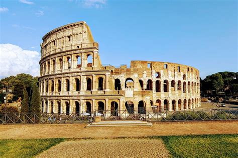 Colosseum & Ancient Rome Guided Walking Tour