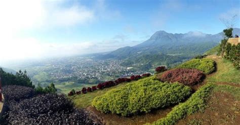 Lokasi Dan Harga Tiket Masuk Taman Langit Gunung Banyak Spot Wisata