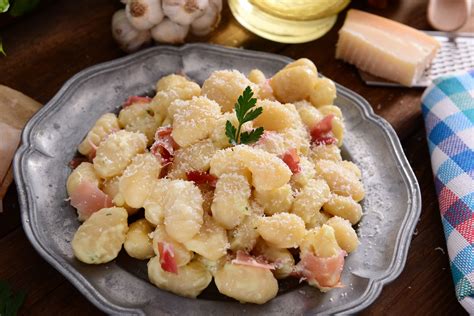 Cheese and Prosciutto Gnocchi