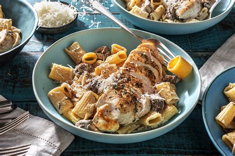 Creamy Chicken And Mushroom Rigatoni Pasta Recipe Hellofresh