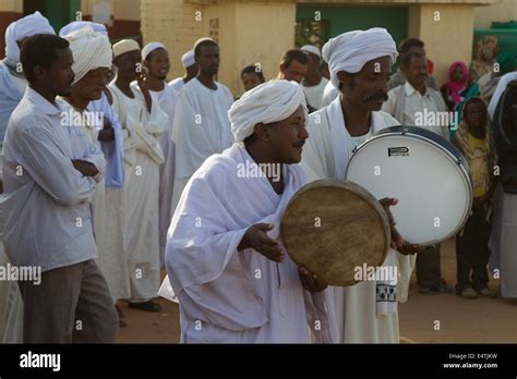 Sudanese Dancers Stock Photo Alamy