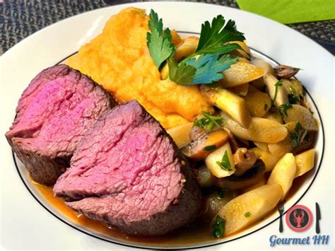 Rinderfilet Sanft Gegart Mit Spargel Champignon Curry