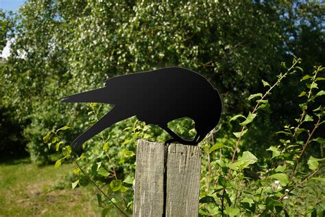 Crow Garden Sculpture Gift Bird Lawn Ornament Yard Art