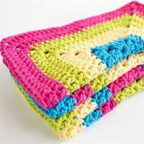 Colorful Solid Granny Square Dishcloth Crochet Pattern – I Love Stitches