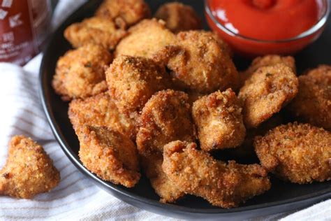 Homemade Spicy Chicken Nuggets | Cookies and Cups