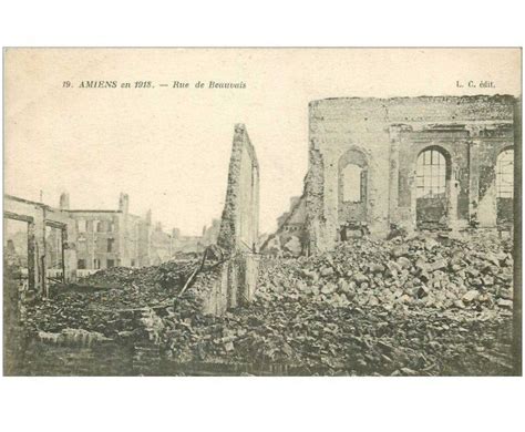 Carte Postale Ancienne 80 AMIENS Ruines Guerre 1914 Rue De Beauvais