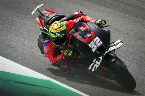 Motogp Savadori Continuing As Aprilia Test Rider In Roadracing